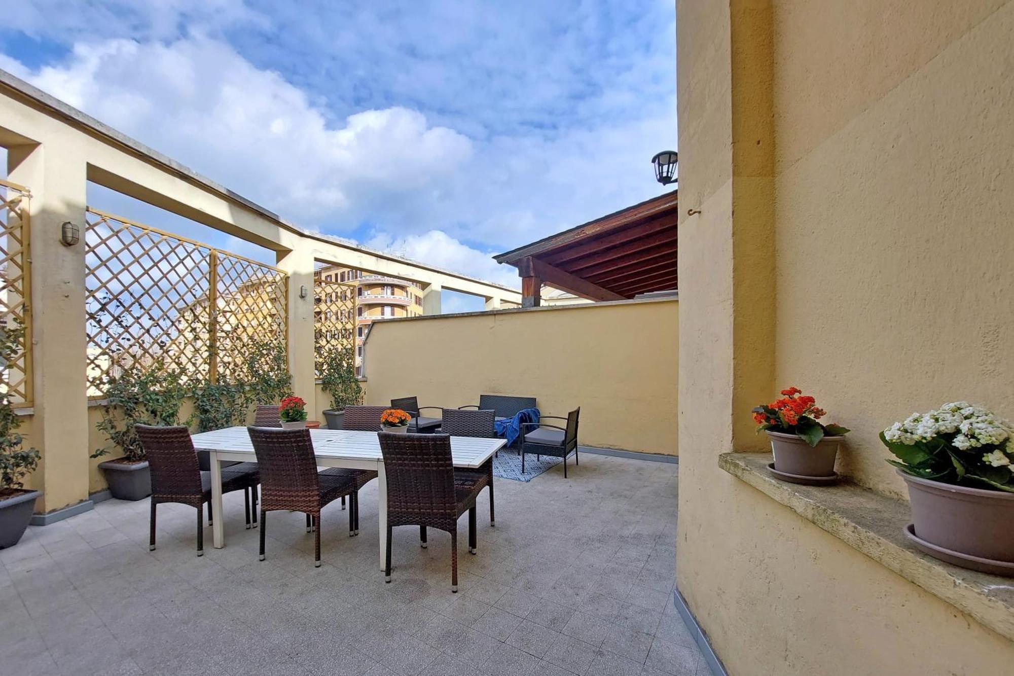 Triumph Apartamento