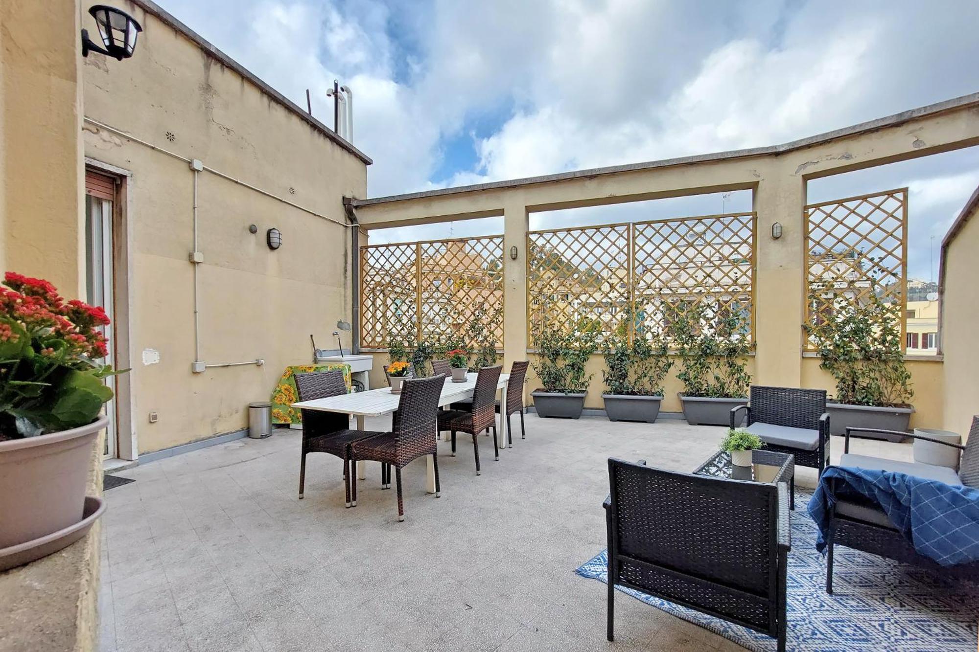Triumph Apartamento Roma