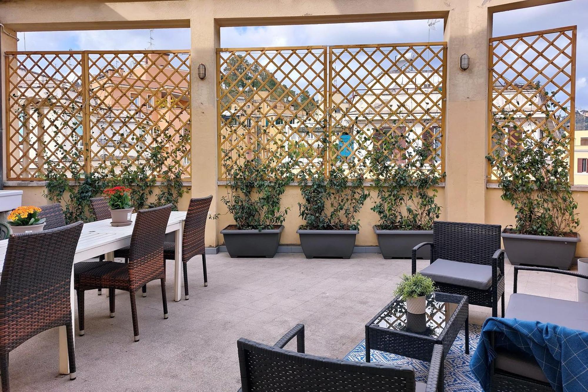 Triumph Apartamento Roma